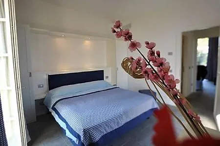 Sleeps 4 Pool Wifi Appartement *