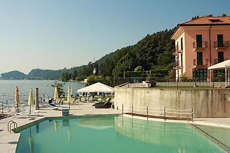 Sleeps 4 Pool Wifi Appartement *