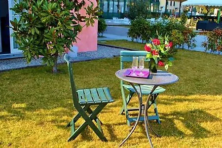 Sleeps 4 Pool Wifi Appartement Meina